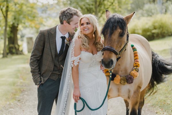 Bride groom and horse