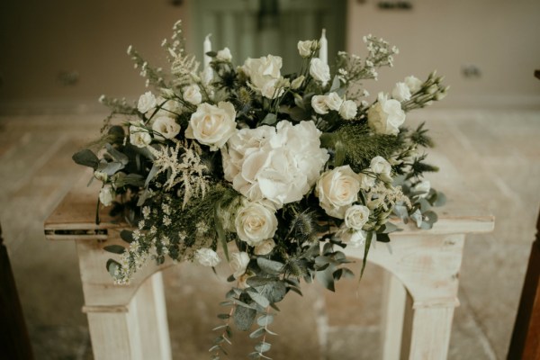 Close up of roses white bouquet flowers