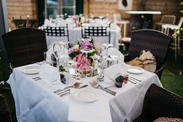 Table dining room knives cutlery for guests