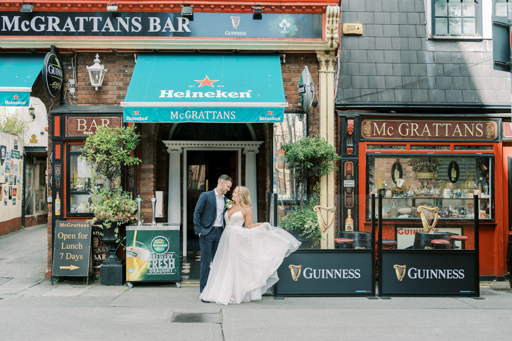 Grattans bar Guinness sign