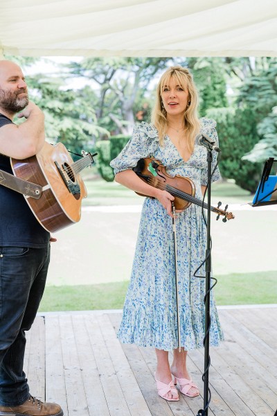 Wedding band violinist guitarist singing singer