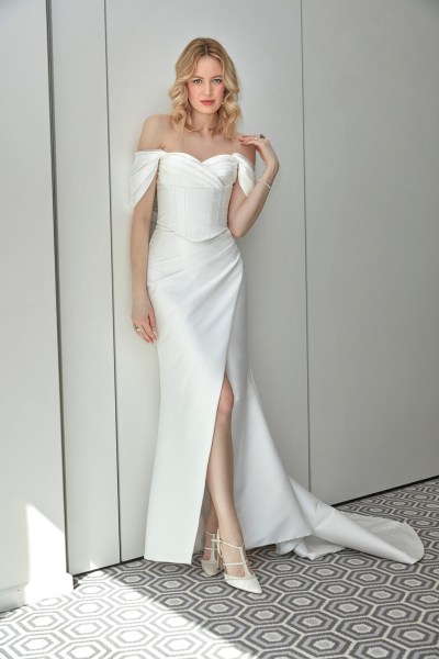 Alan Hannah Autumn 23 collection Remi dress bridal gown