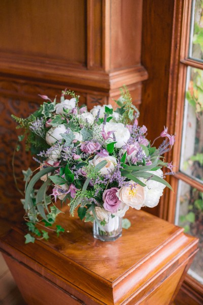 Bouquet sitting on table flowers