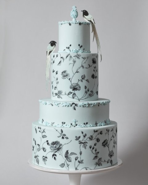 Climbing Rose Chinoiserie Wedding Cake with Birds