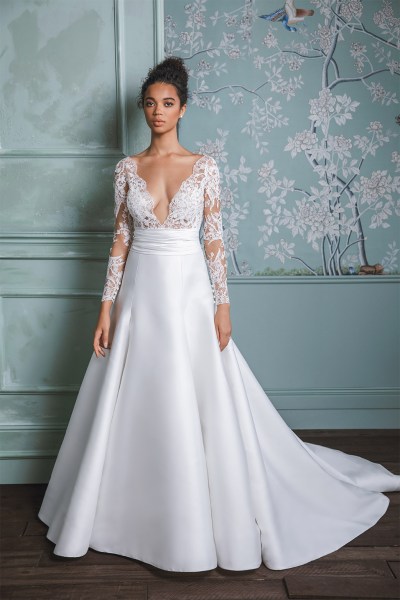 Bridal Collection: Anne Barge 2023 Danbury dress front