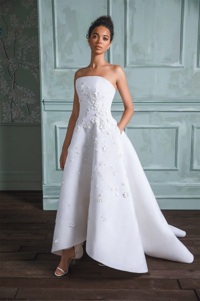 Bridal Collection: Anne Barge 2023 Serena dress front