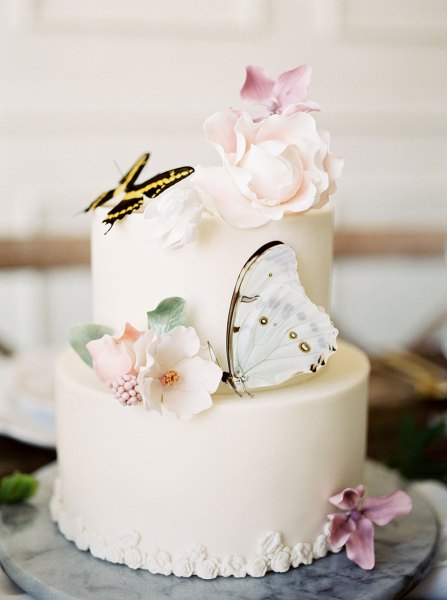 butterfly wedding cake