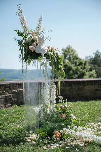 Alter to wedding flowers