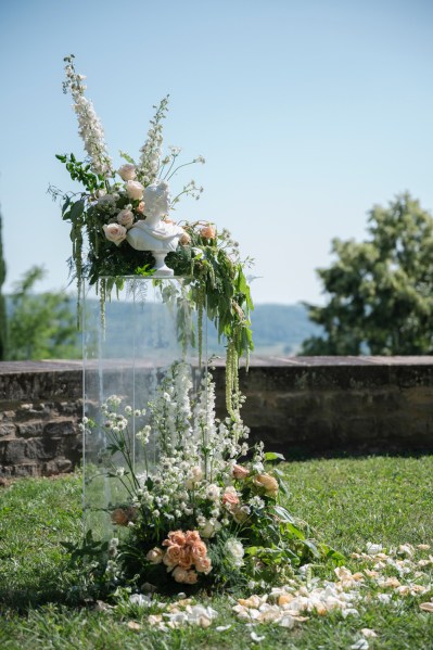 Alter to wedding flowers