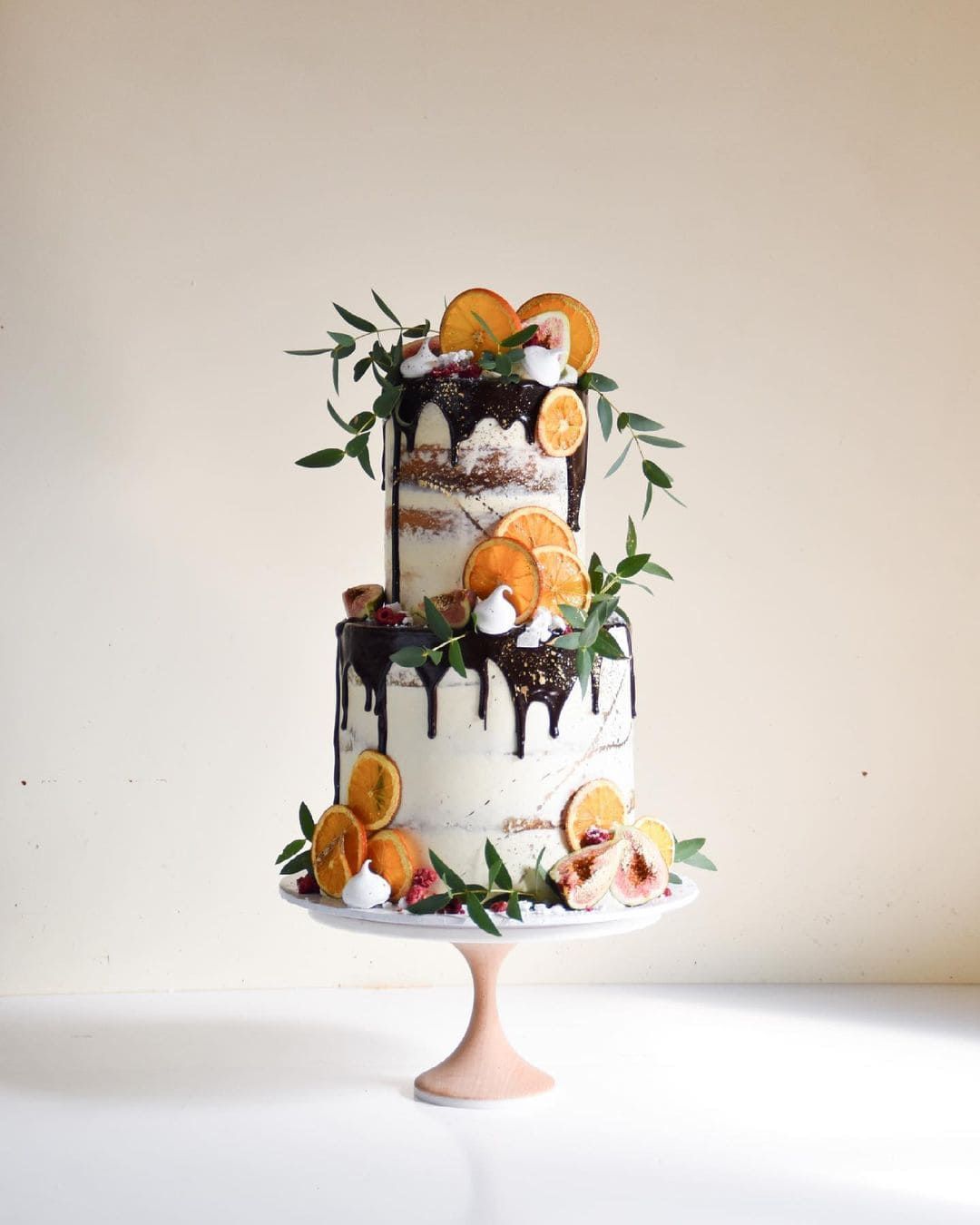 citrus wedding cake, lemon wedding cake, orange wedding cake, orange slice wedding cake, summer wedding cake