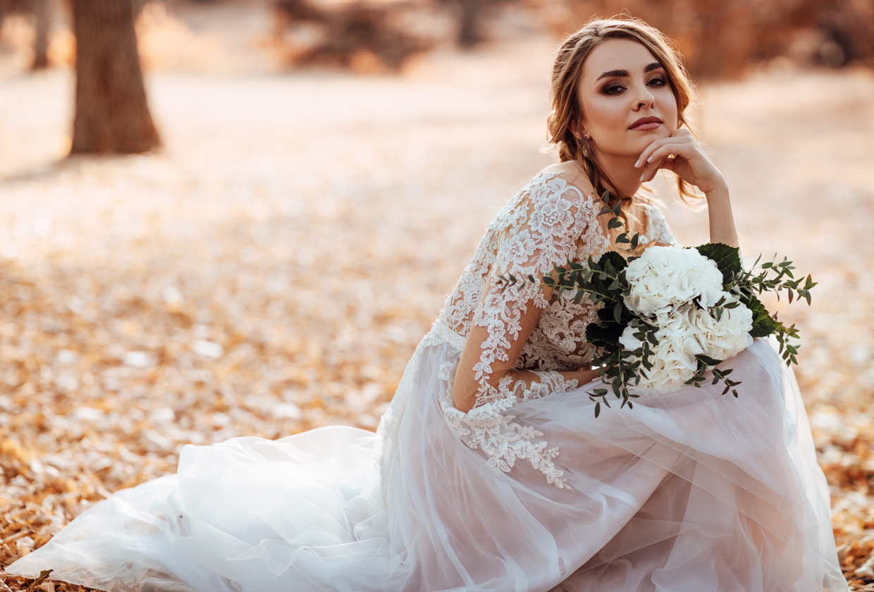 bride on her wedding day holding bouquet