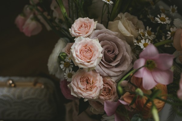 Pink roses flowers bouquet