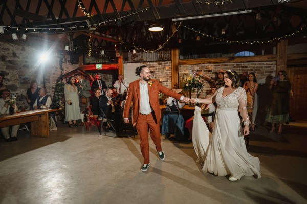 bride and groom dance on the dancefloor together