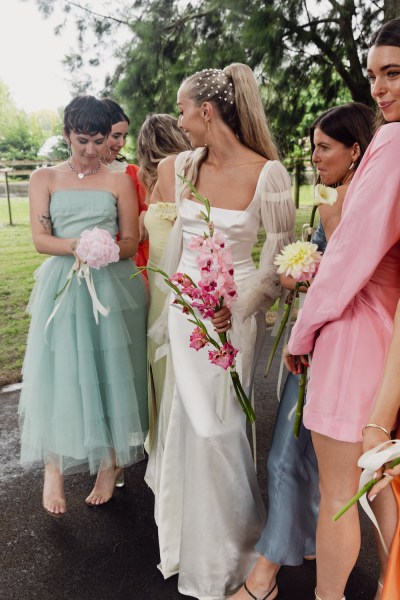 pastel bridesmaids, pastel rainbow bridesmaids, pretty bridesmaids dresses, pastel bridesmaids, dresses, pink bridesmaids dresses, lemon bridesmaids dresses