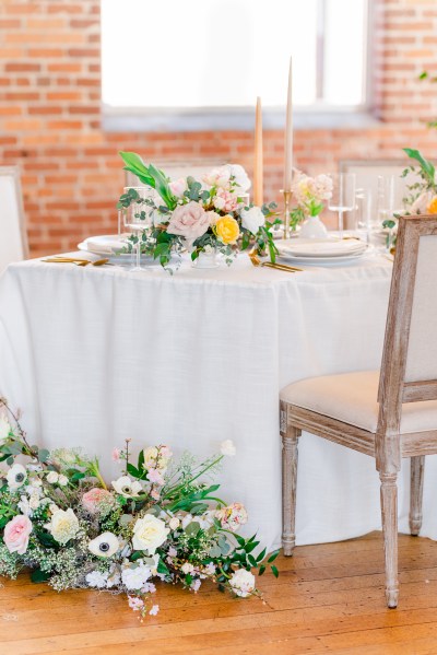 Table setting and flowers roses