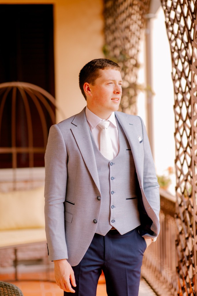 groom is ready for wedding hand in pocket