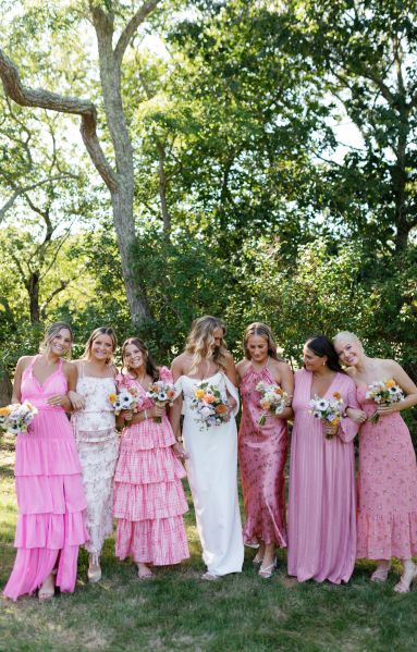 Bridesmaids in pink, pink bridesmaids, pink bridesmaids dresses, pretty in pink bridesmaids, pink bridal party