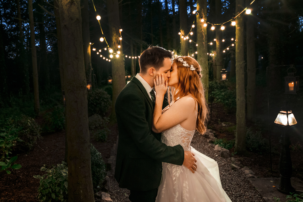 Couple dance at nighttime