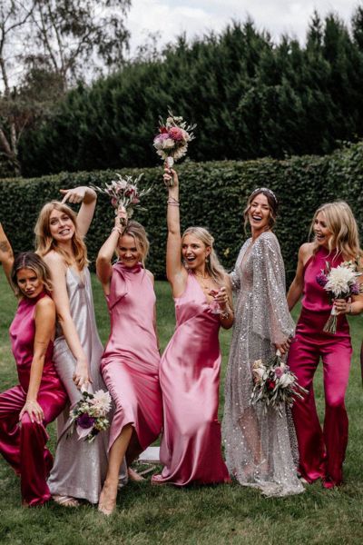 Bridesmaids in pink, pink bridesmaids, pink bridesmaids dresses, pretty in pink bridesmaids, pink bridal party