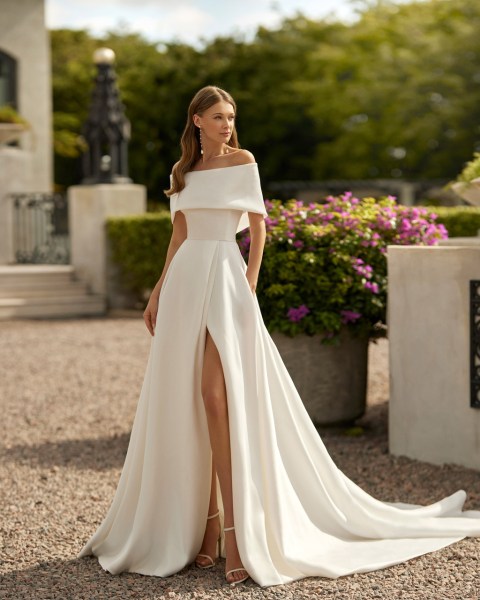 Rosa Clará Collection 2024 Euron dress