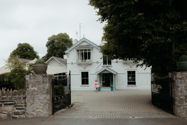 exterior house venue setting driveway gates