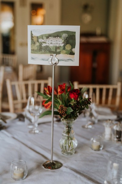 table setting for guests flowers