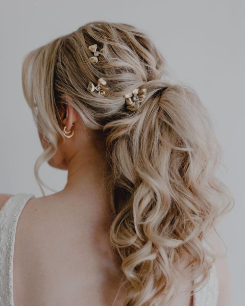 Wedding hair ideas, wedding guest hair ideas