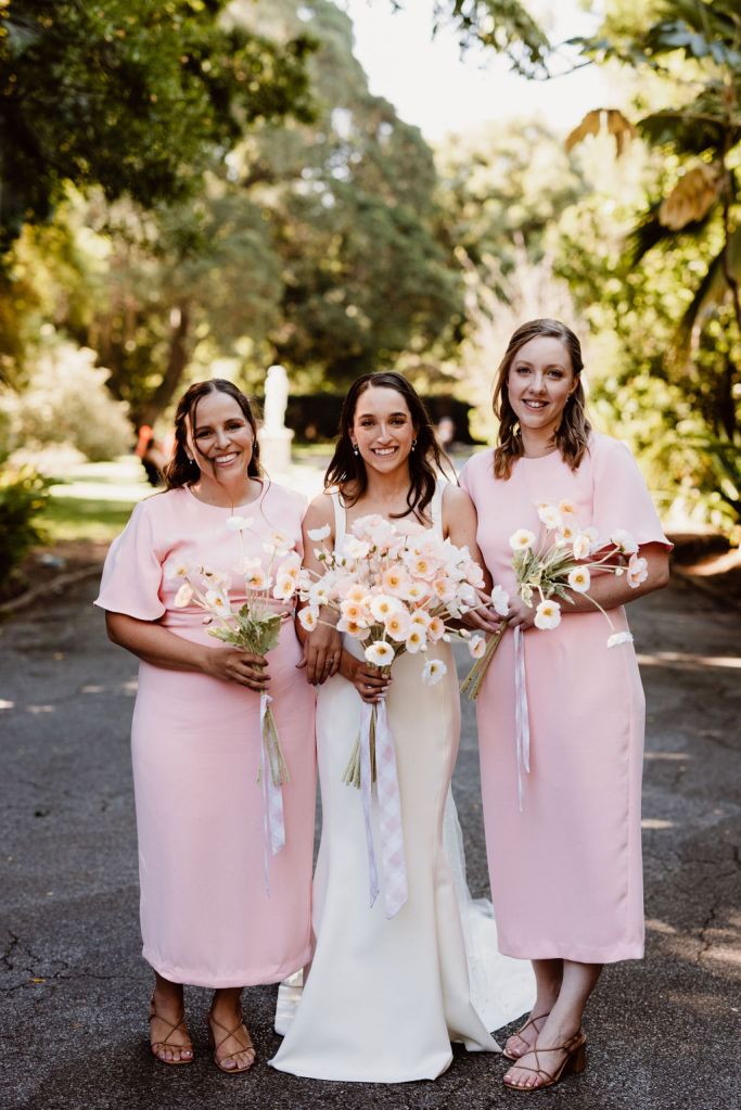 bridesmaids dress trends 2024, bridesmaids dresses, bridesmaids dress ideas