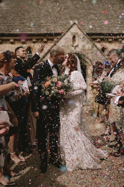 Amazing Wedding Confetti Pictures | See more on onefabday-com