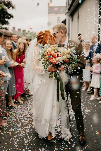 Amazing Wedding Confetti Pictures | See more on onefabday-com