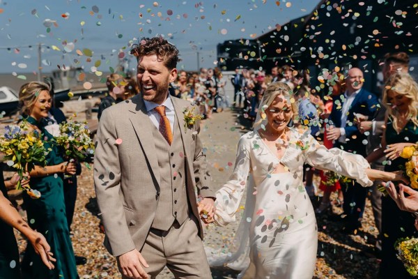 Amazing Wedding Confetti Pictures | See more on onefabday-com