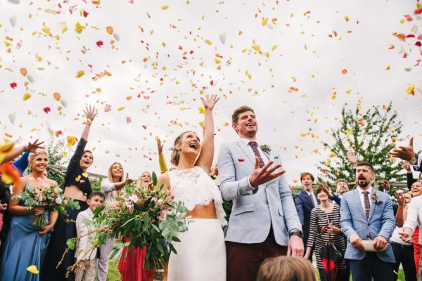 Amazing Wedding Confetti Pictures | See more on onefabday-com