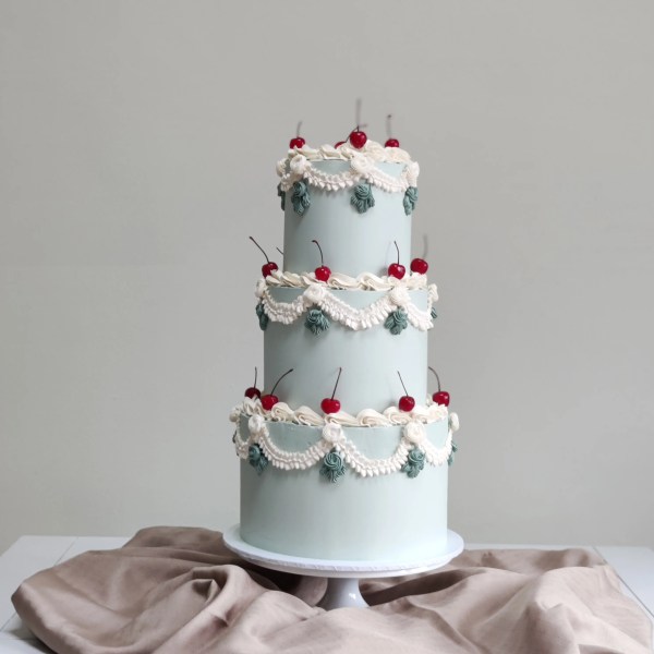 Pretty Spring Wedding Cakes | One Fab Day